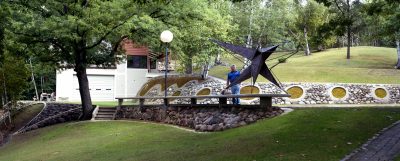 11_Sculpture Bench Area_1991_01